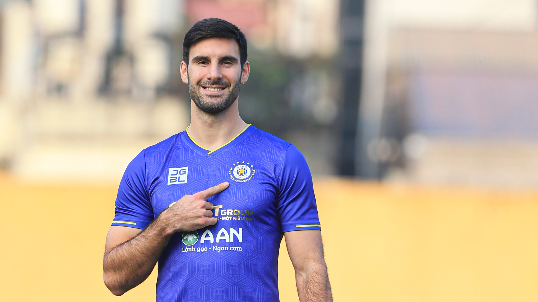 CLB Hà Nội ra mắt ngoại binh đầu tiên