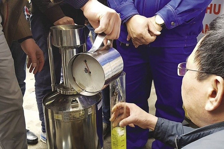 Phạt đến 60 triệu đồng nếu pha chế xăng dầu khi chưa được cấp giấy chứng nhận 