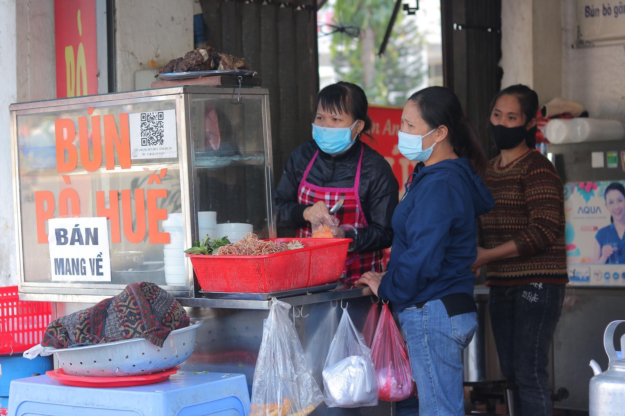 Hà Nội Quận Cầu Giấy nâng cấp độ dịch thành vùng cam, hàng ăn uống chỉ bán mang về