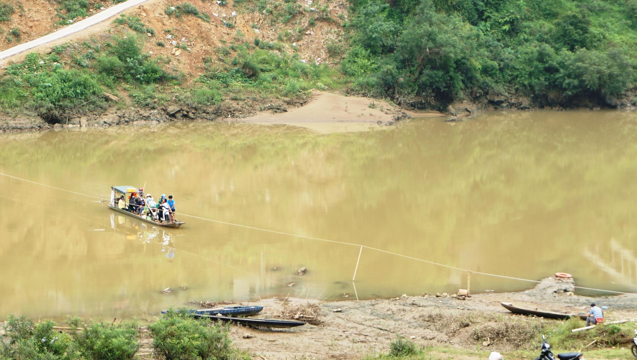Thanh Hóa Lật thuyền trên sông Mã khiến 3 người mất tích