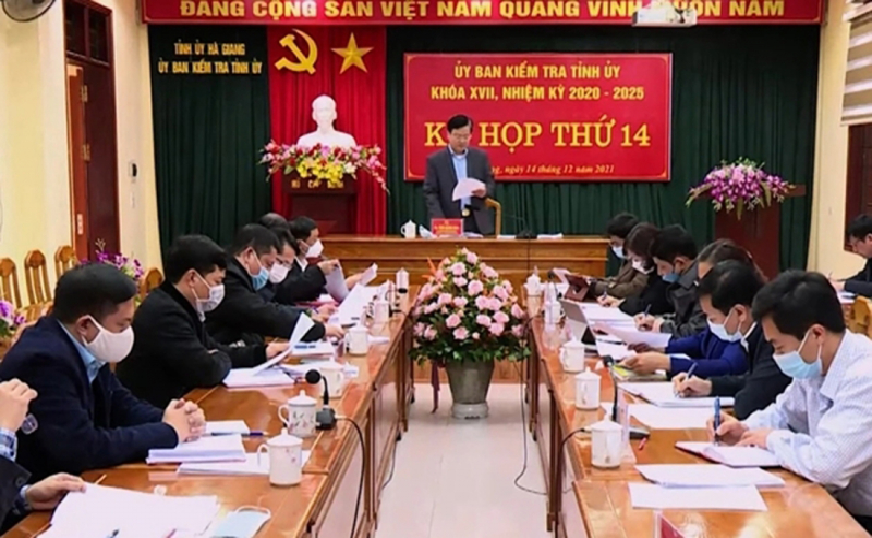 Khởi tố, bắt tạm giam nguyên Chánh Văn phòng, Kế toán Ban Nội chính Tỉnh ủy Hà Giang