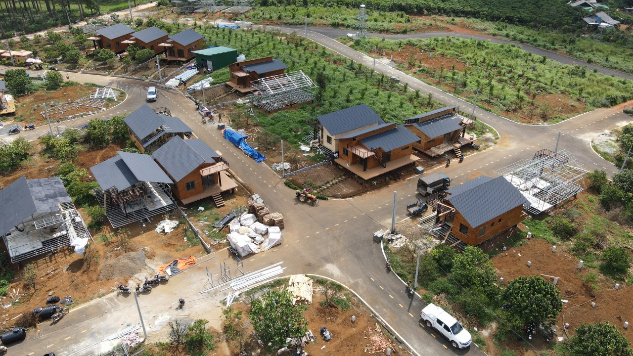 Lâm Đồng quyết “dọn sạch” tình trạng bát nháo xin hiến đất làm đường rồi phân lô, tách thửa tràn lan