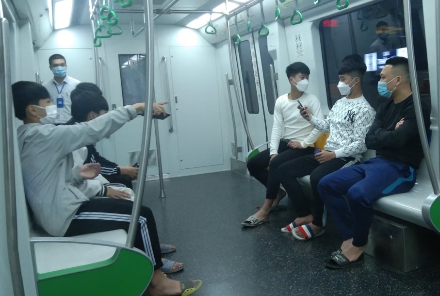 Đường sắt Cát Linh - Hà Đông đón 1 triệu khách sau hơn 2 tháng