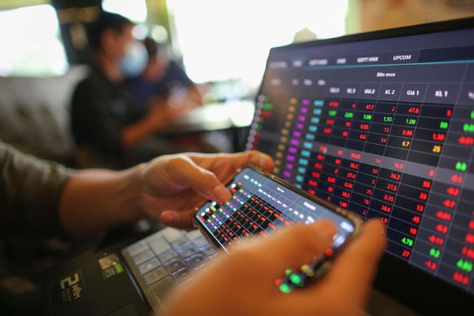 Bán chui với số lượng lớn cổ phiếu giá trị hàng trăm tỷ đồng là cố tình trục lợi trên lưng nhà đầu tư