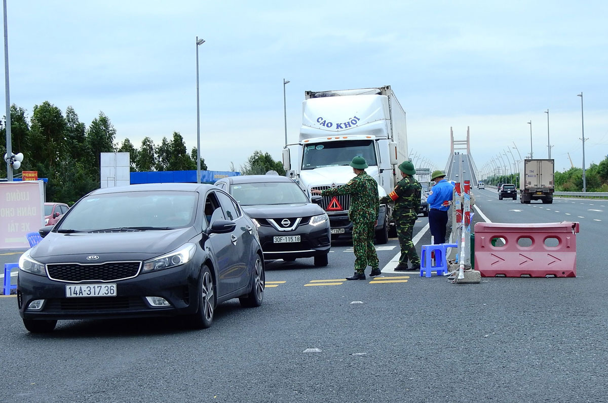 Thủ tướng Không đặt ra những quy định về phòng, chống dịch trái với quy định của Bộ Y tế