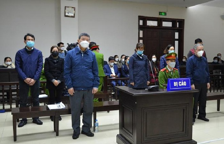 Cựu Giám đốc Bệnh viện Bạch Mai bị đề nghị án cao nhất đến 6 năm tù