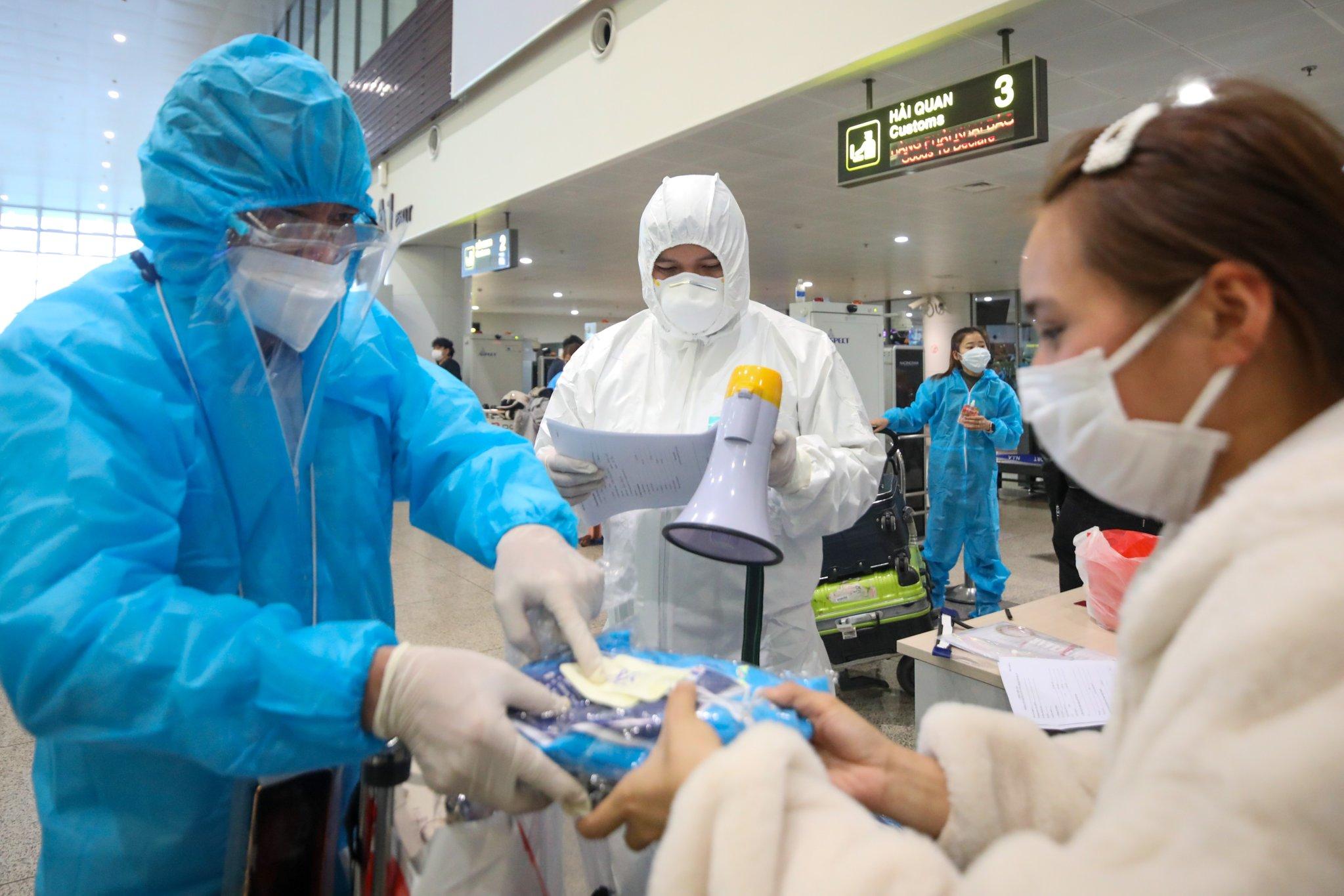 Ca nhiễm Omicron cộng đồng đầu tiên tại Hà Nội đã khỏi bệnh