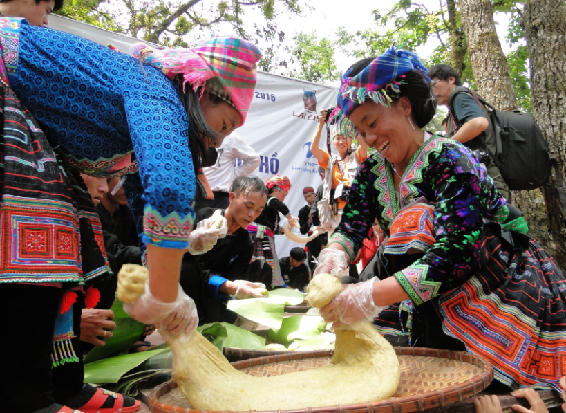 Độc đáo Tết truyền thống của người Mông vùng cao Sơn La