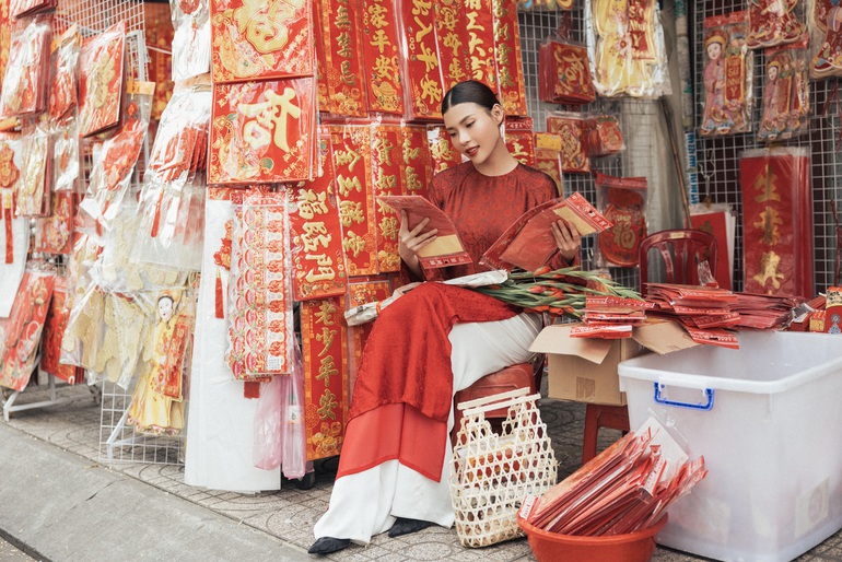 Thúy Diễm thực hiện bộ ảnh thanh lịch chào xuân Nhâm Dần