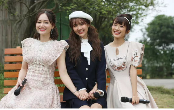 Nhan sắc xinh đẹp của Vân Khánh, Vân Trang, Vân Vân trong Thương ngày nắng về