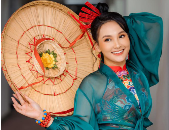 Bảo Thanh chia sẻ ảnh hậu trường trong chương trình 12 Con giáp