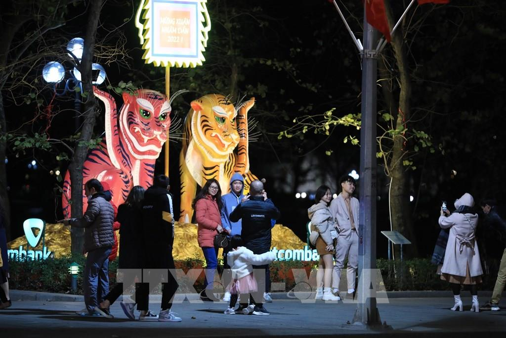 Hà Nội đón hơn 105 nghìn khách du lịch trong 7 ngày Tết