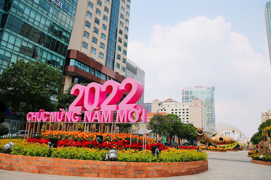 TP.HCM  Đường hoa Nguyễn Huệ đón 350.000 lượt khách tham quan trong dịpTết Nhâm Dần 2022