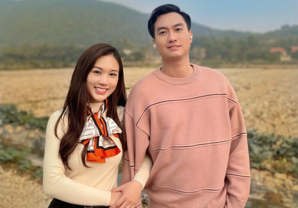 Ngọc Anh thay đổi tích cực phong cách thời trang ở Phố trong làng