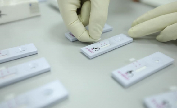 Hé lộ doanh nghiệp chi hơn 3.000 tỷ đồng nhập khẩu kit test COVID-19, bán với giá gấp đôi