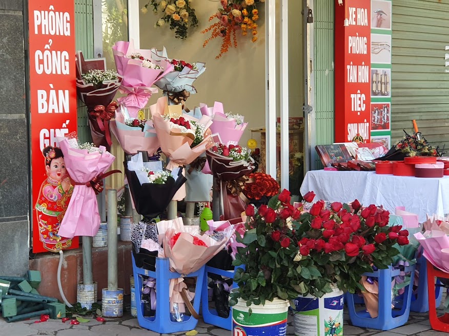 Lễ Tình nhân 142 Giá hoa tươi tăng cao ngất ngưởng