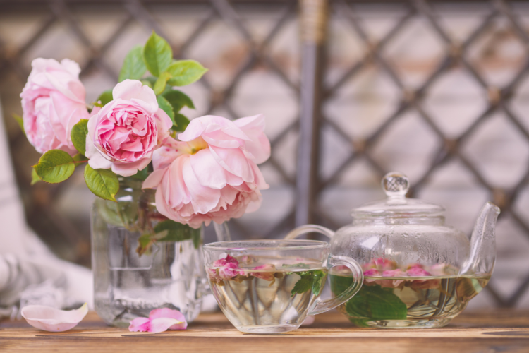 Tử vi 12 cung hoàng đạo ngày 1722022 Cự Giải nhạy bén Sư Tử lãng mạn