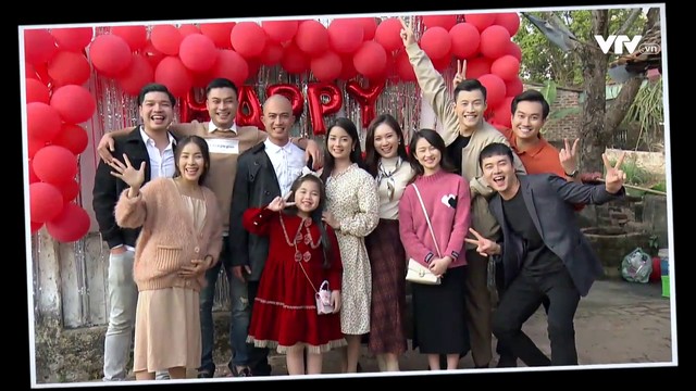 Phố trong làng - Tập cuối Mến tổ chức tiệc sinh nhật cho vợ đầy niềm vui và xúc động