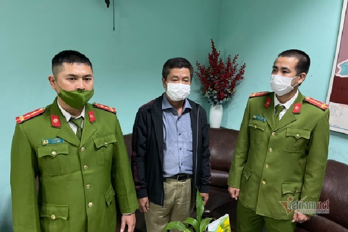 Xem xét tạm đình chỉ sinh hoạt đảng và chức vụ Giám đốc CDC Thừa Thiên Huế