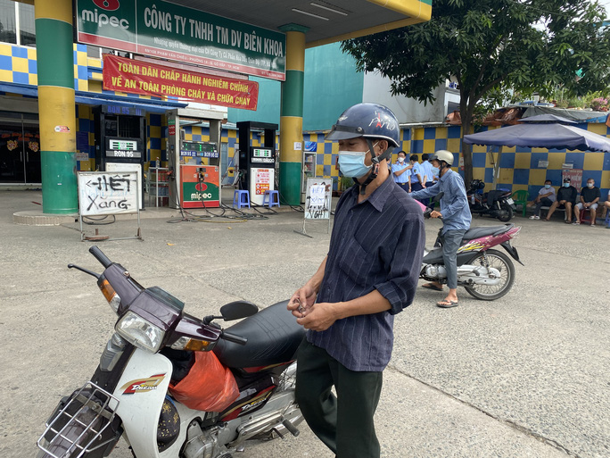 Quản lý thị trường giải thích nguyên nhân loạt cây xăng treo biển hết hàng