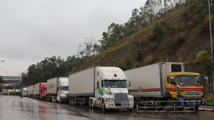 Hàng hóa tiếp tục ùn ứ tại cửa khẩu Bộ Công thương nỗ lực tìm giải pháp