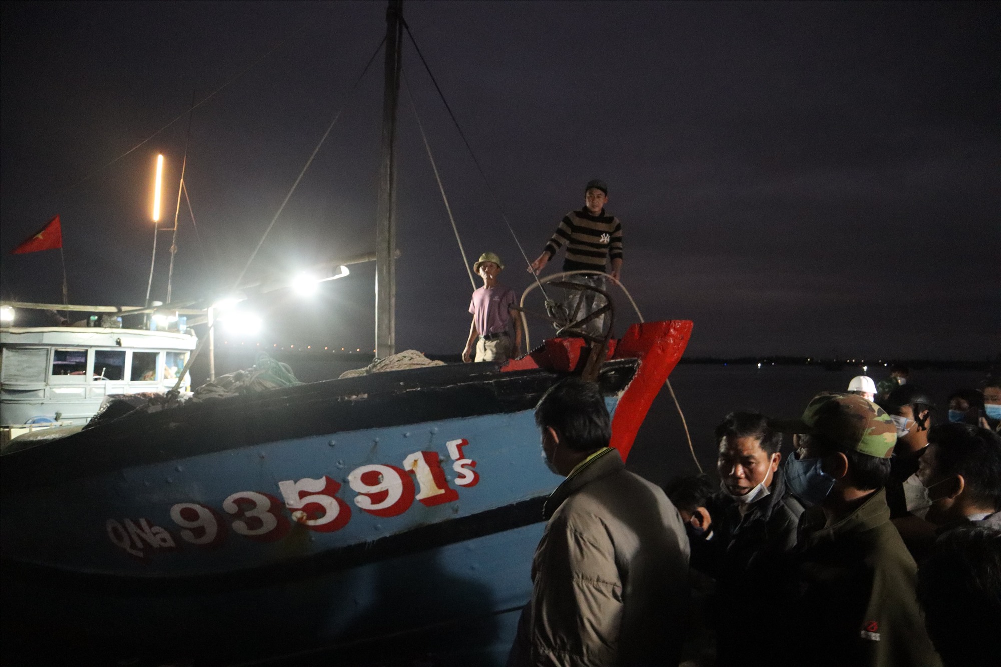 Vụ lật cano tại Quảng Nam Tìm thấy thêm 1 thi thể, nỗ lực tìm kiếm nạn nhân cuối cùng