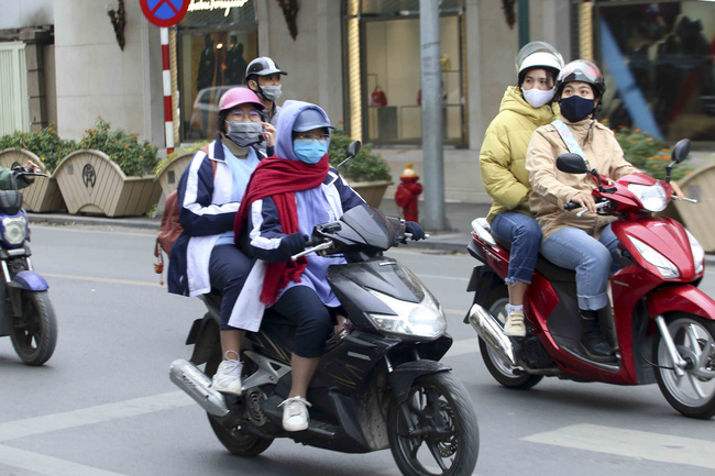 Dự báo thời tiết đêm nay và ngày mai 23 Hà Nội và các khu vực trên cả nước