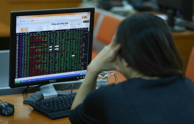 Thị trường chứng khoán tiếp tục hút hơn 200.000 tài khoản mở mới