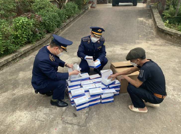 Quảng Ninh phát hiện gần 8.500 kit test Covid-19 nhập lậu từ Trung Quốc