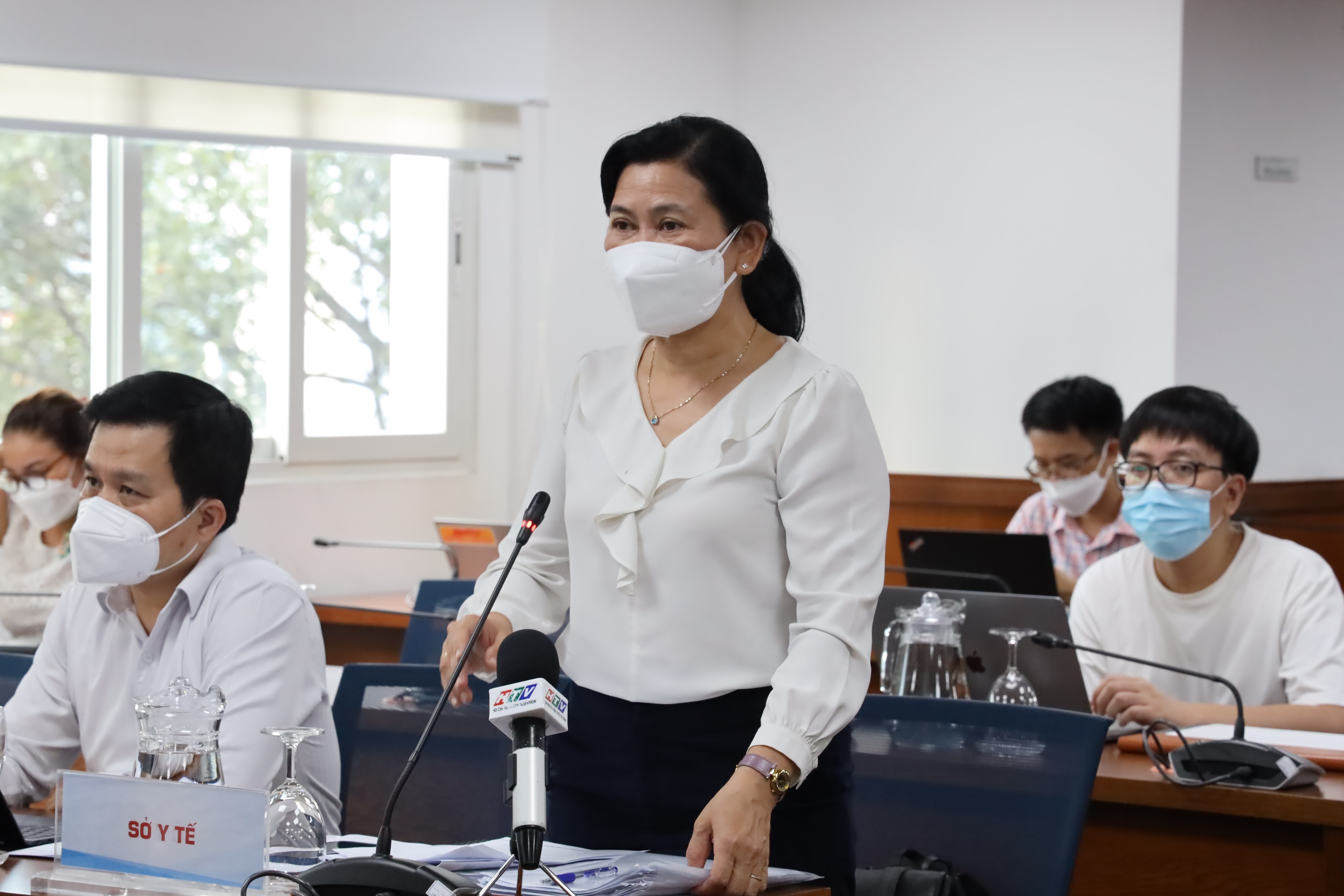 TP.HCM phấn đấu vượt qua đỉnh dịch trong 2 tuần