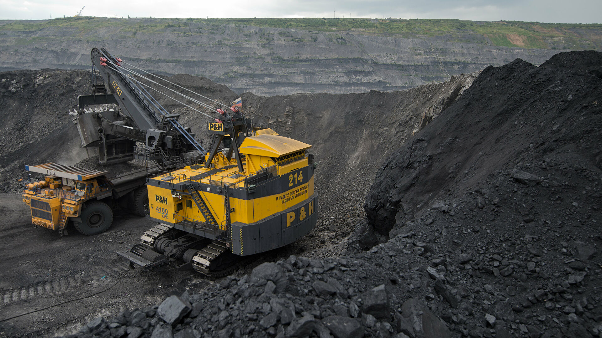 Bộ Công Thương yêu cầu không để thiếu than cho sản xuất điện