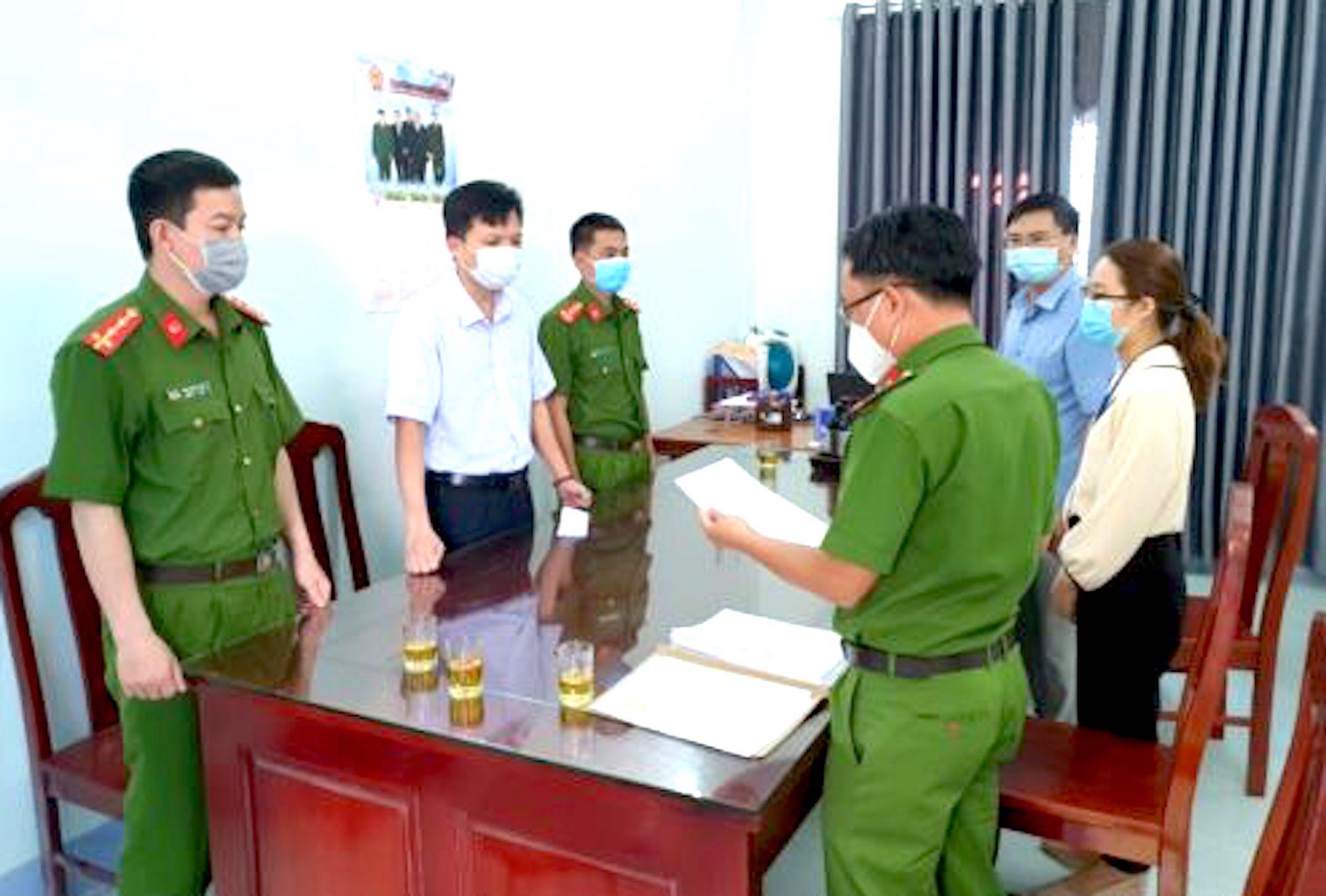 Kon Tum Giám đốc một doanh nghiệp lừa đảo 2,4 tỷ của khách hàng bị bắt