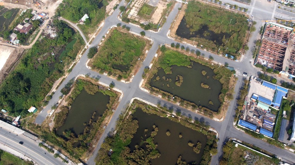 “Đất vàng” Thủ Thiêm Giá đấu trên trời “kẻ bỏ cọc, người ôm nợ”