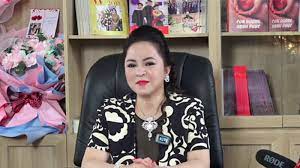 Khởi tố, bắt tạm giam bà Nguyễn Phương Hằng