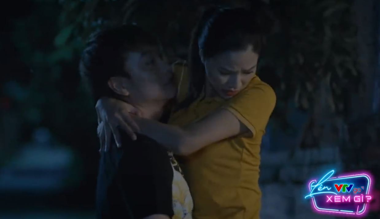 Preview Lối về miền hoa tập 22 Nghĩa đi tìm Phương, Lợi ôm Thanh giữa đêm