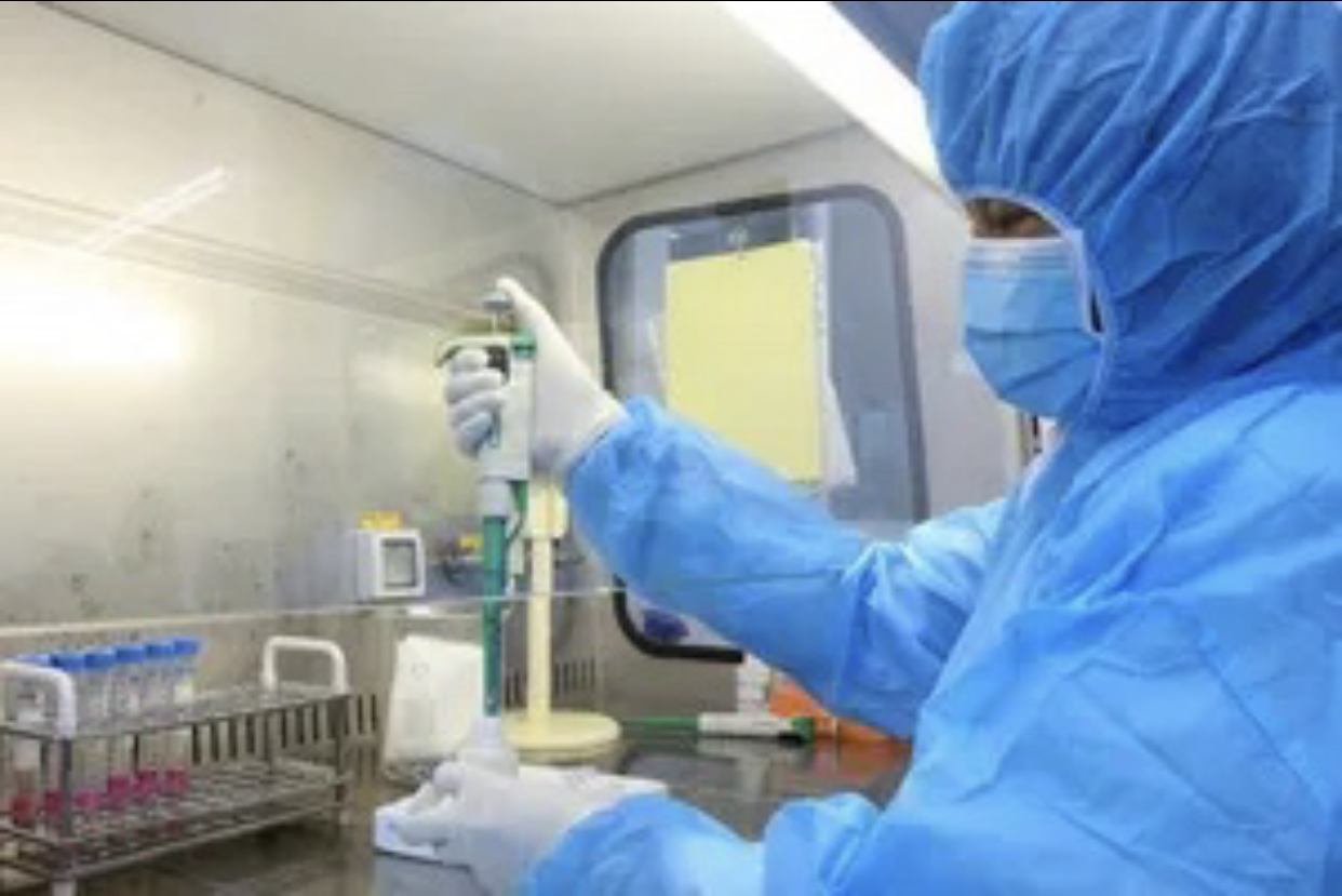 Sáng 283, 61 ca tử vong do mắc Covid-19 trung bình trong 7 ngày qua