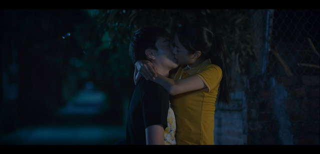 Lối về miền hoa - Tập 22 Thanh - Lợi trao nhau nụ hôn đầu