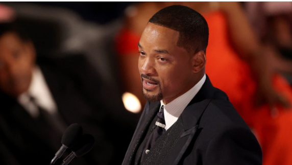 Will Smith xin lỗi Chris Rock sau cái tát tại Lễ trao giải Oscar 2022