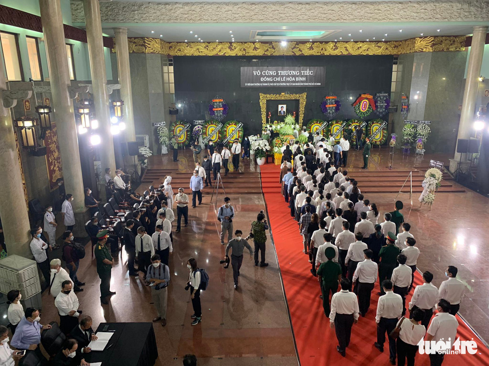 Những hình ảnh xúc động tại lễ tang Phó Chủ tịch TP.HCM Lê Hòa Bình