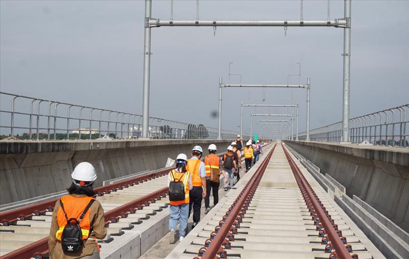 TP.HCM truy trách nhiệm chủ đầu tư không giải quyết dứt điểm sự cố metro 1