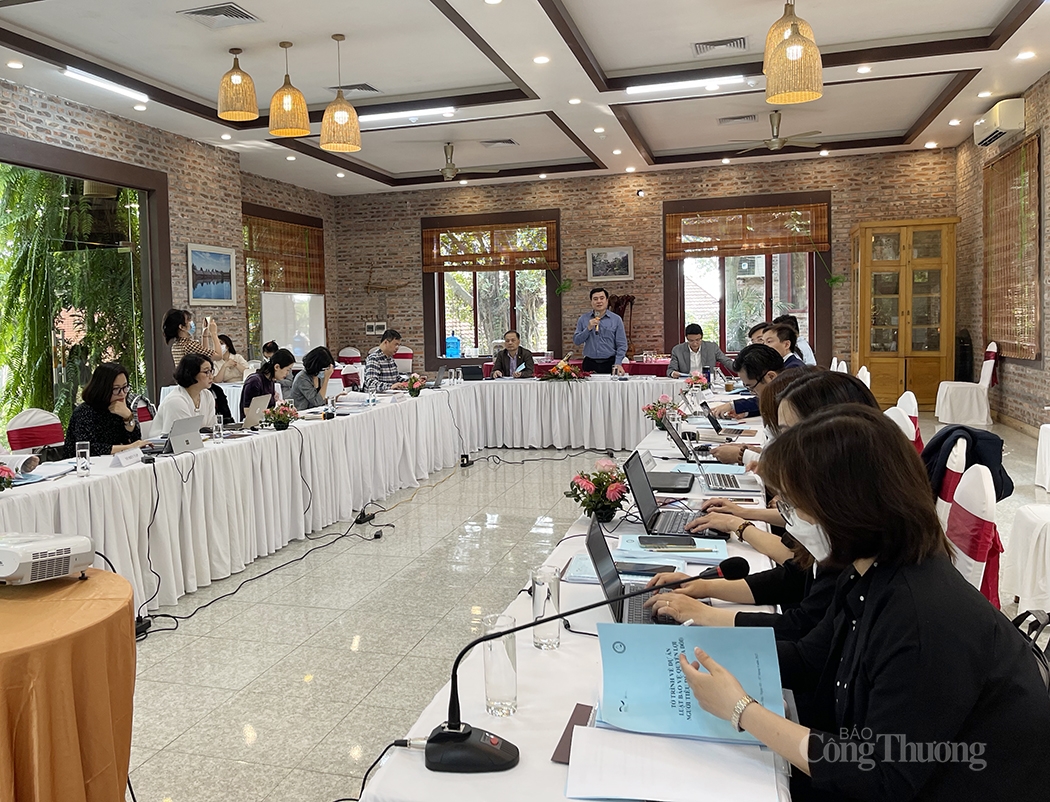 Khẩn trương hoàn thiện Dự thảo Luật Bảo vệ quyền lợi người tiêu dùng (sửa đổi)