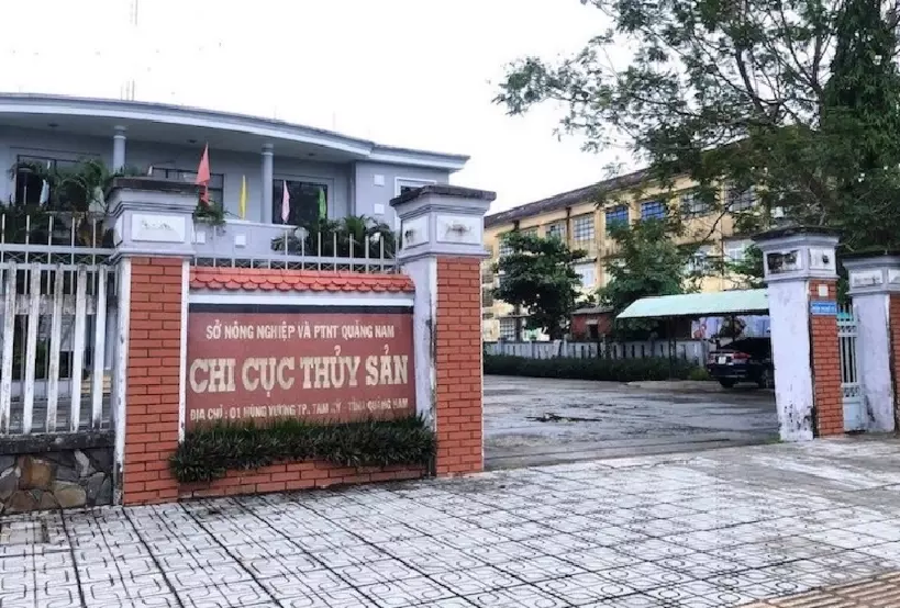 Khởi tố nguyên Chi cục trưởng Chi cục thủy sản Quảng Nam về tội nhận hối lộ