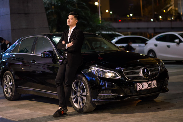 Loạt ảnh hậu trường của Lâm Bảo Châu trong Thương ngày nắng về phần 2