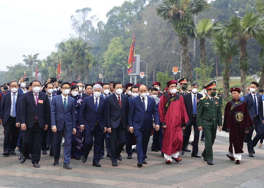 Ảnh Long trọng tổ chức Lễ dâng hương tưởng niệm các Vua Hùng