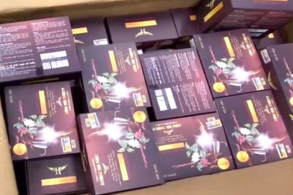 Thu giữ gần 2.000 hộp Cafe Hoàng Gia giảm cân có thành phần gây ngộ độc