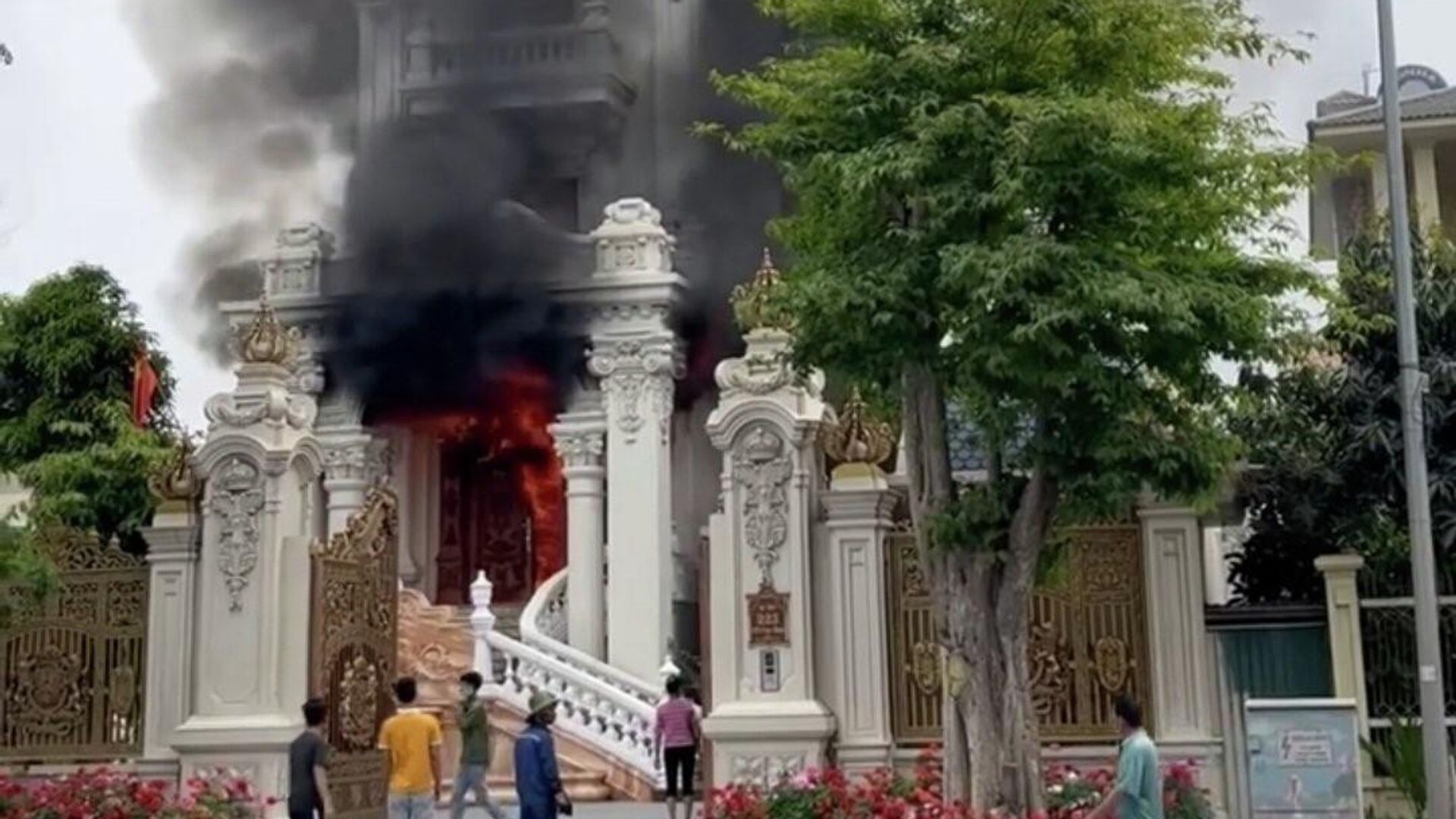 Vụ cháy lâu đài trăm tỷ ở Quảng Ninh Nạn nhân tử vong là nữ chủ nhà