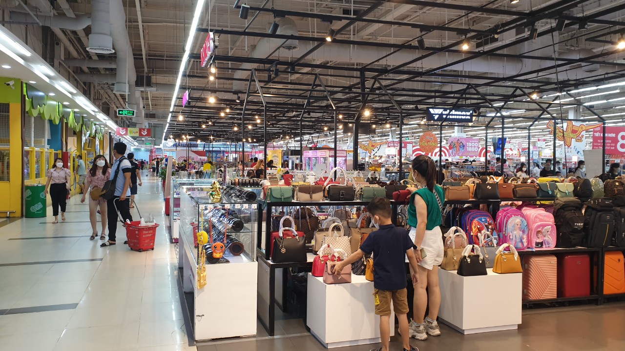 Giá thuê mặt bằng bán lẻ ở trung tâm TP.HCM cao hơn 4 lần vùng ven