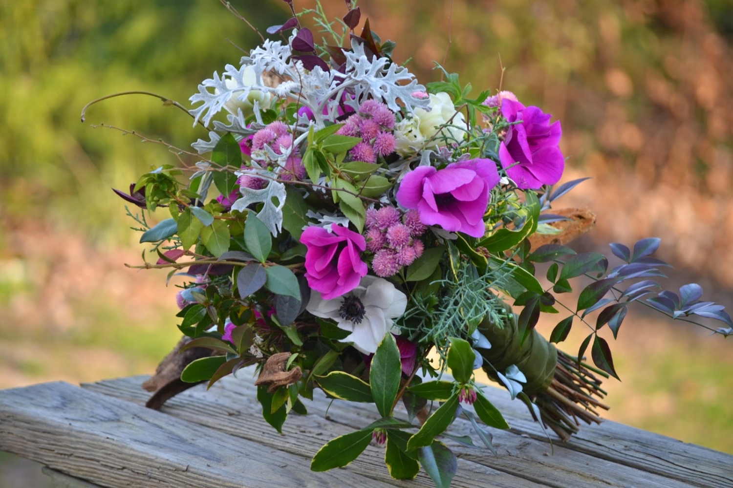 Tử vi ngày 1642022 Tuổi Tý vận may phát tài Tuổi Thân đối mặt rắc rối