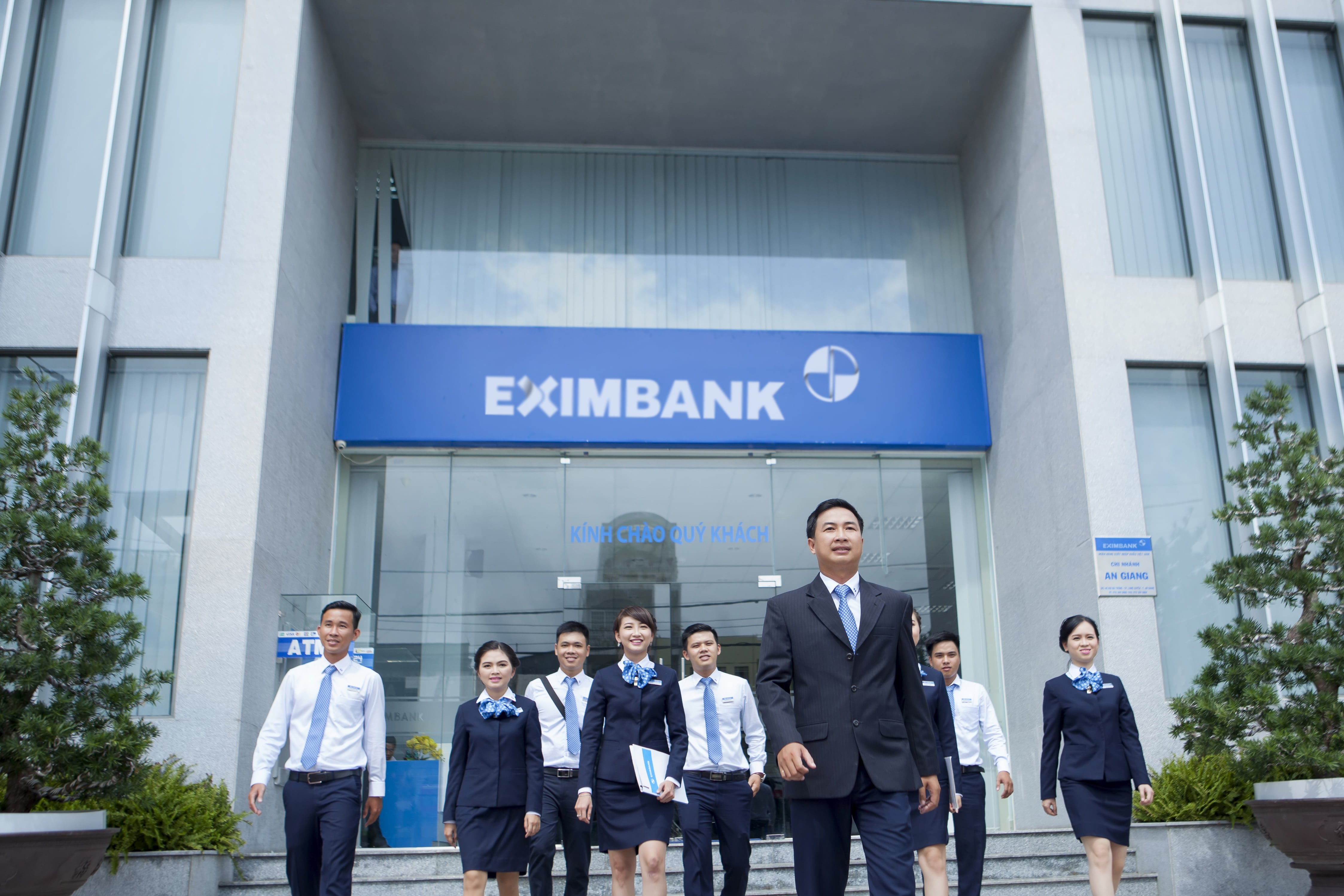 Không thể dung hòa nhóm cổ đông nội bộ, Eximbank “khó” đạt mục tiêu 2022