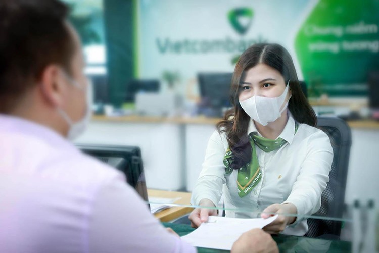 Hướng đến niêm yết trên sàn nước ngoài, lợi nhuận trước thuế của Vietcombank dự báo vượt 36.700 tỷ đồng